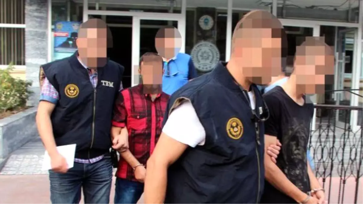 Işid Operasyonunda Gözaltına Alınan Baba ve Oğulları Adliyede (2)