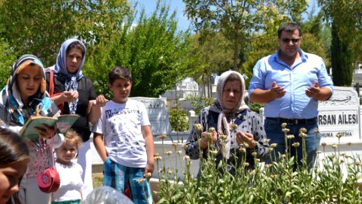 Mezarlıklarda Ziyaretçi Yoğunluğu