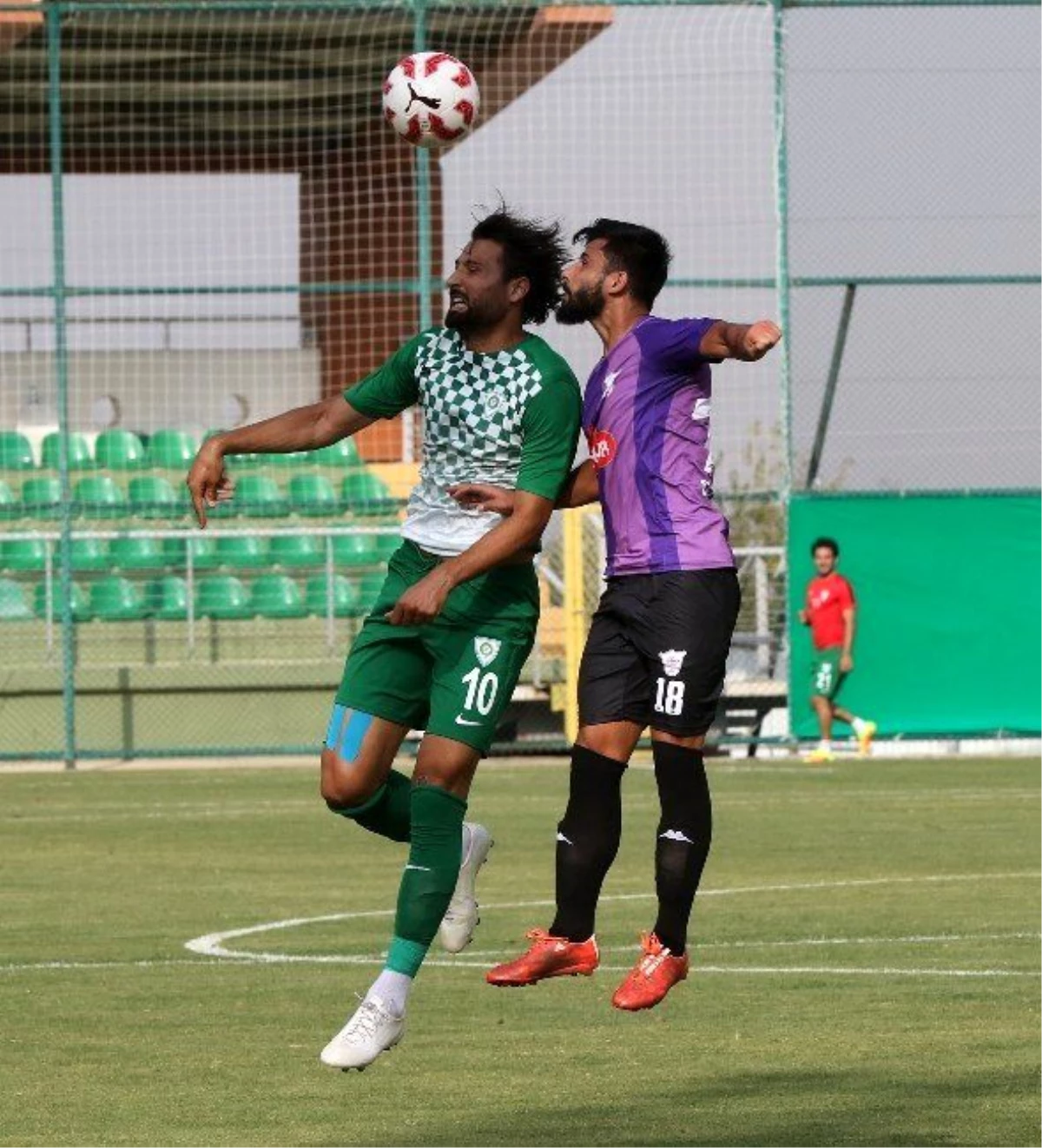 Manisa Büyükşehir Belediyespor-Yomraspor: 0-0