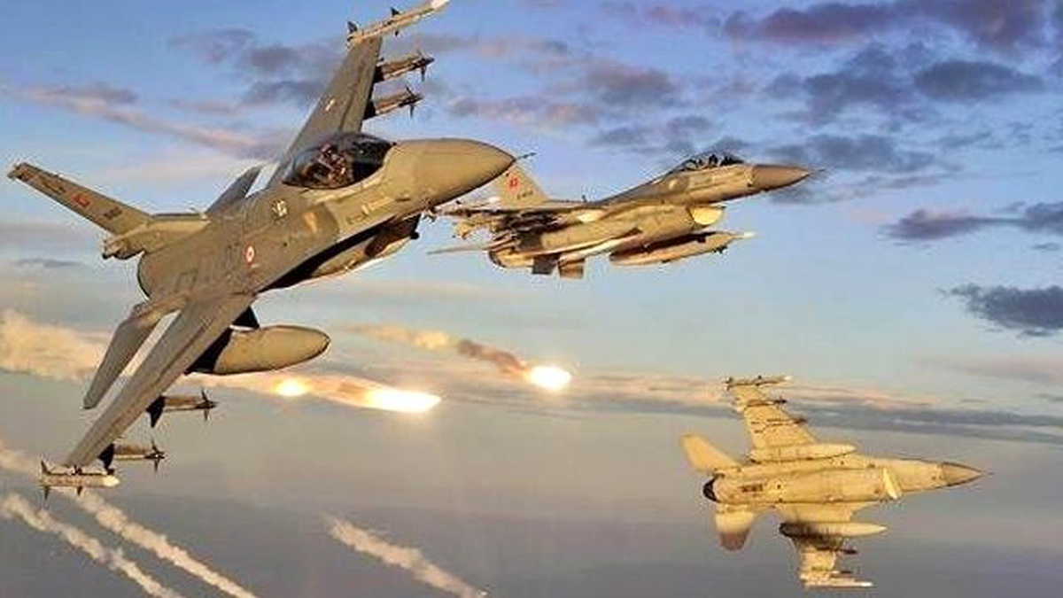 Avaşin Basyan Bölgesi\'nde 10 Terörist Etkisiz Hale Getirildi