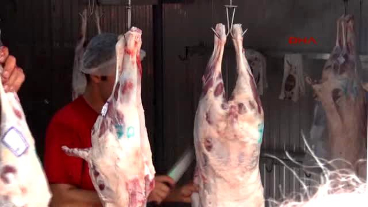 Balıkesir Kurban Kestirene Çay Şeker İkramı