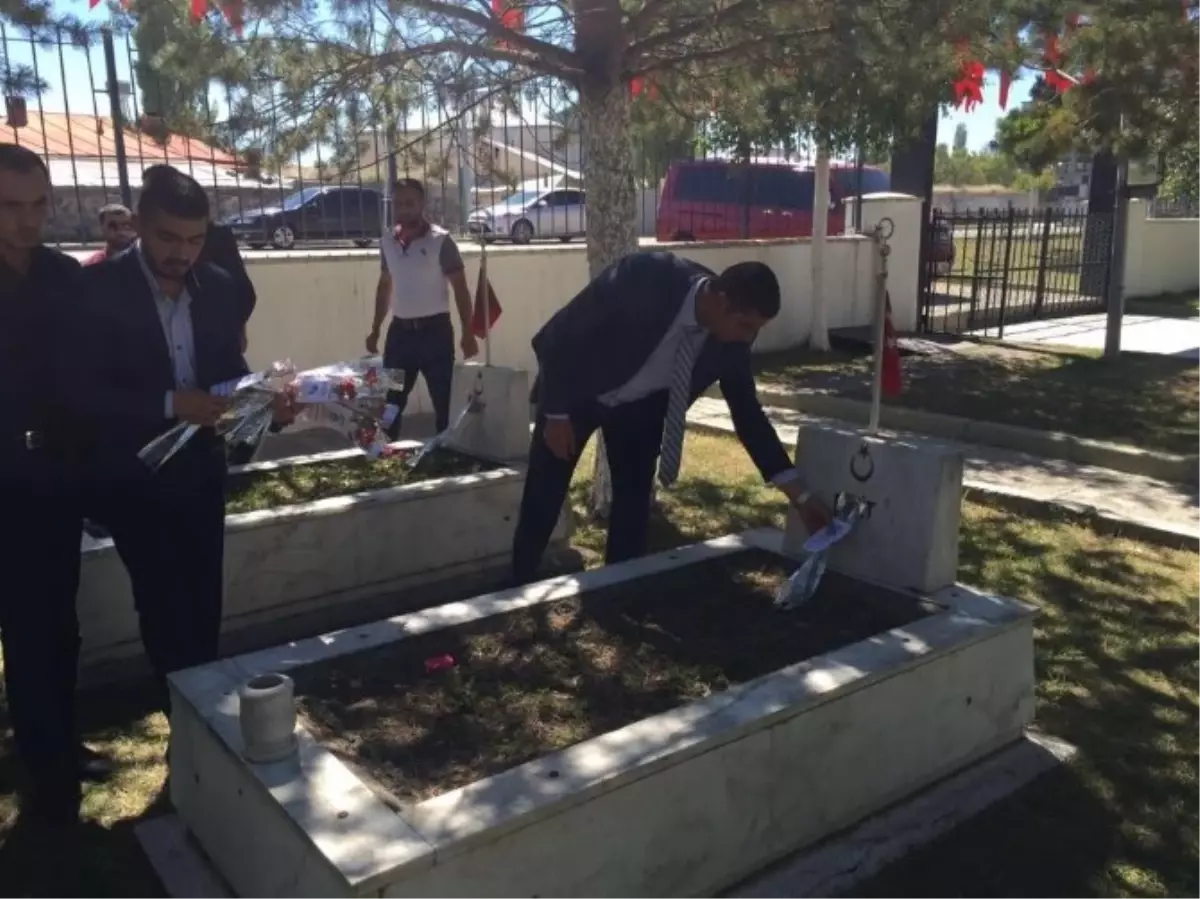 Kars\'ta Ülkücüler Şehitleri Unutmadı