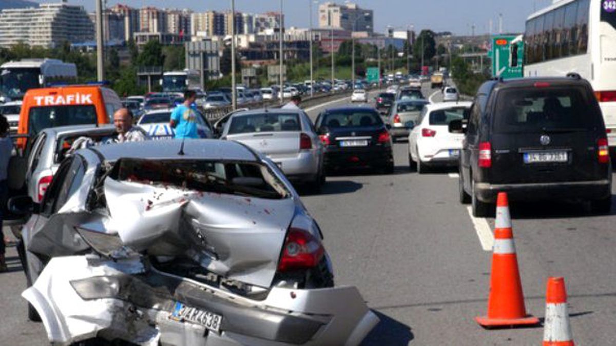 Tatilin 3\'üncü Gününde Kaza Bilançosu: 35 Ölü, 155 Yaralı (2)