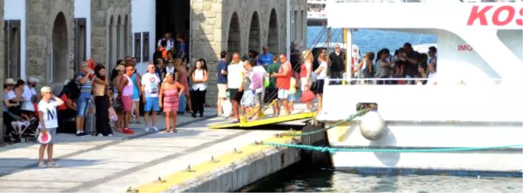 Komşu Adalar İlgi Odağı