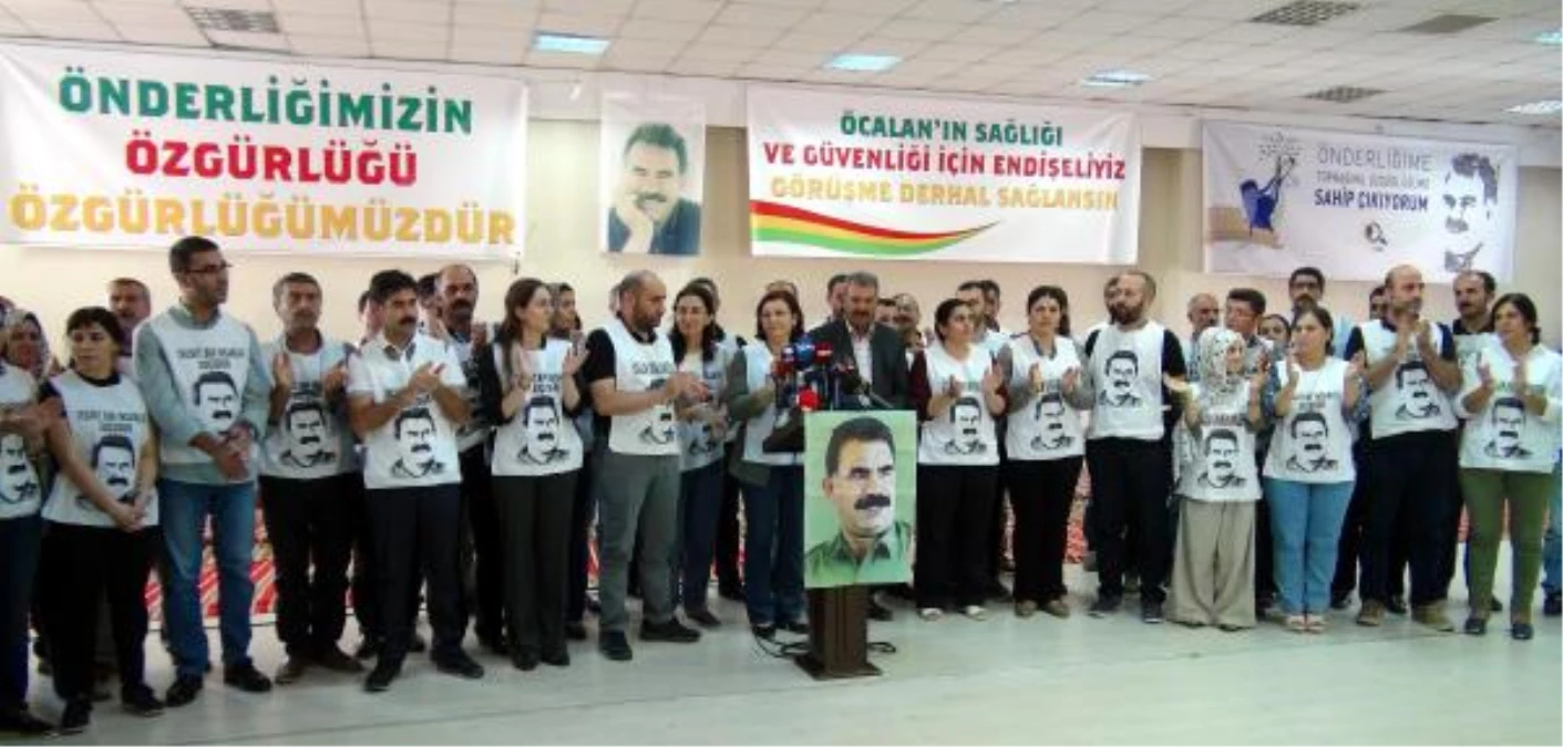 Öcalan\'ın Kardeşiyle Mesaj Gönderdi: Sorunu 6 Ayda Çözeriz