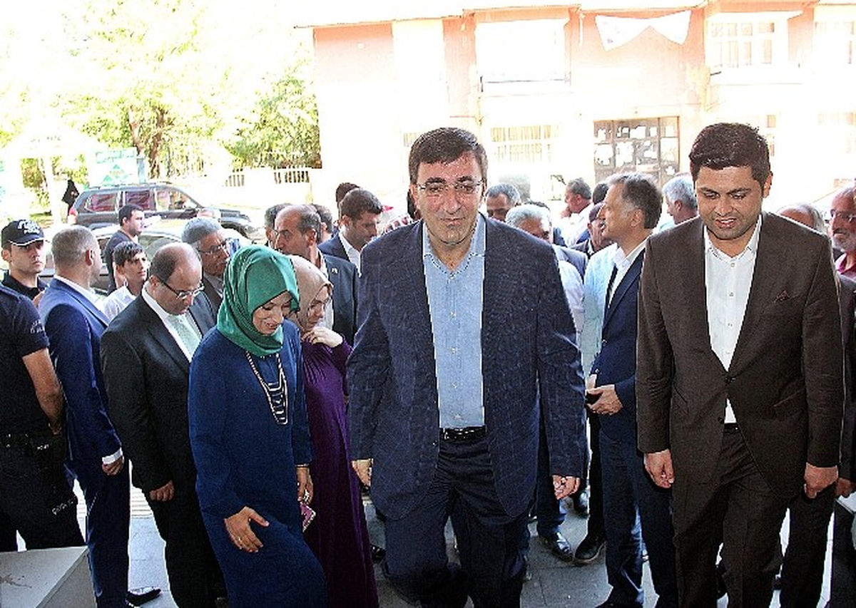 AK Parti Genel Başkan Yardımcısı Yılmaz Bingöl\'de