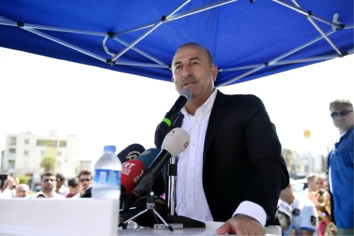 Bakan Çavuşoğlu: Beklentimiz Bu Hain Fetö\'nün Bir An Önce Tutuklanması (4)