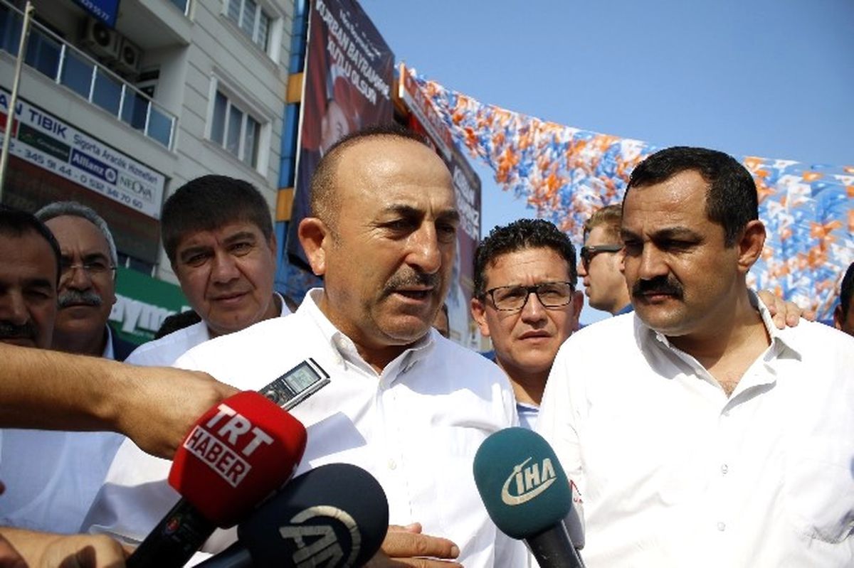 Bakan Çavuşoğlu, Kerry ile Telefonda Suriye\'deki Ateşkes İhtilalini Görüştü