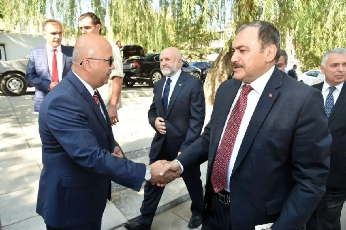 Bakan Eroğlu\'ndan Suriye\'de İlan Edilen "Ateşkes" ile İlgili Önemli Açıklamalar