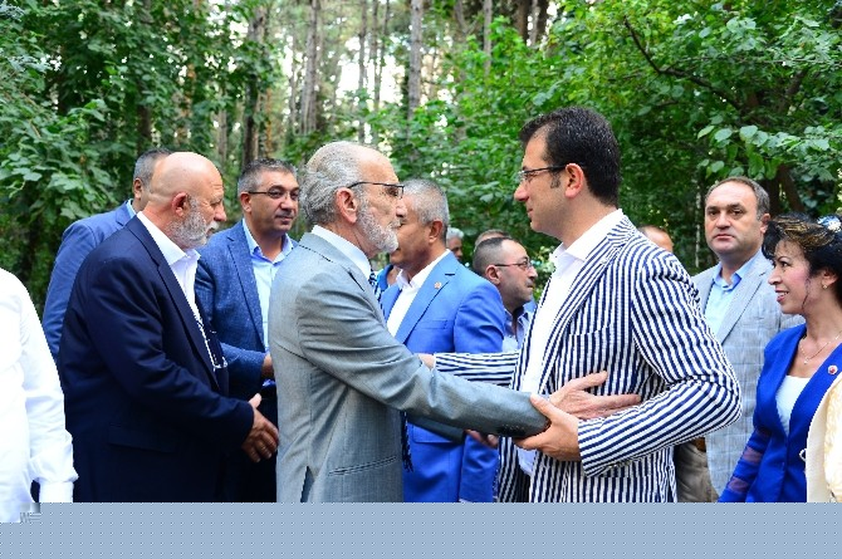 Başkan İmamoğlu\'ndan Beylikdüzü\'ndeki Yöneticilere Sitem