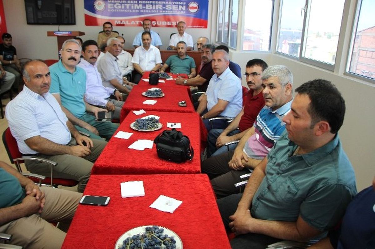 Memur-Sen\'de Bayramlaşma