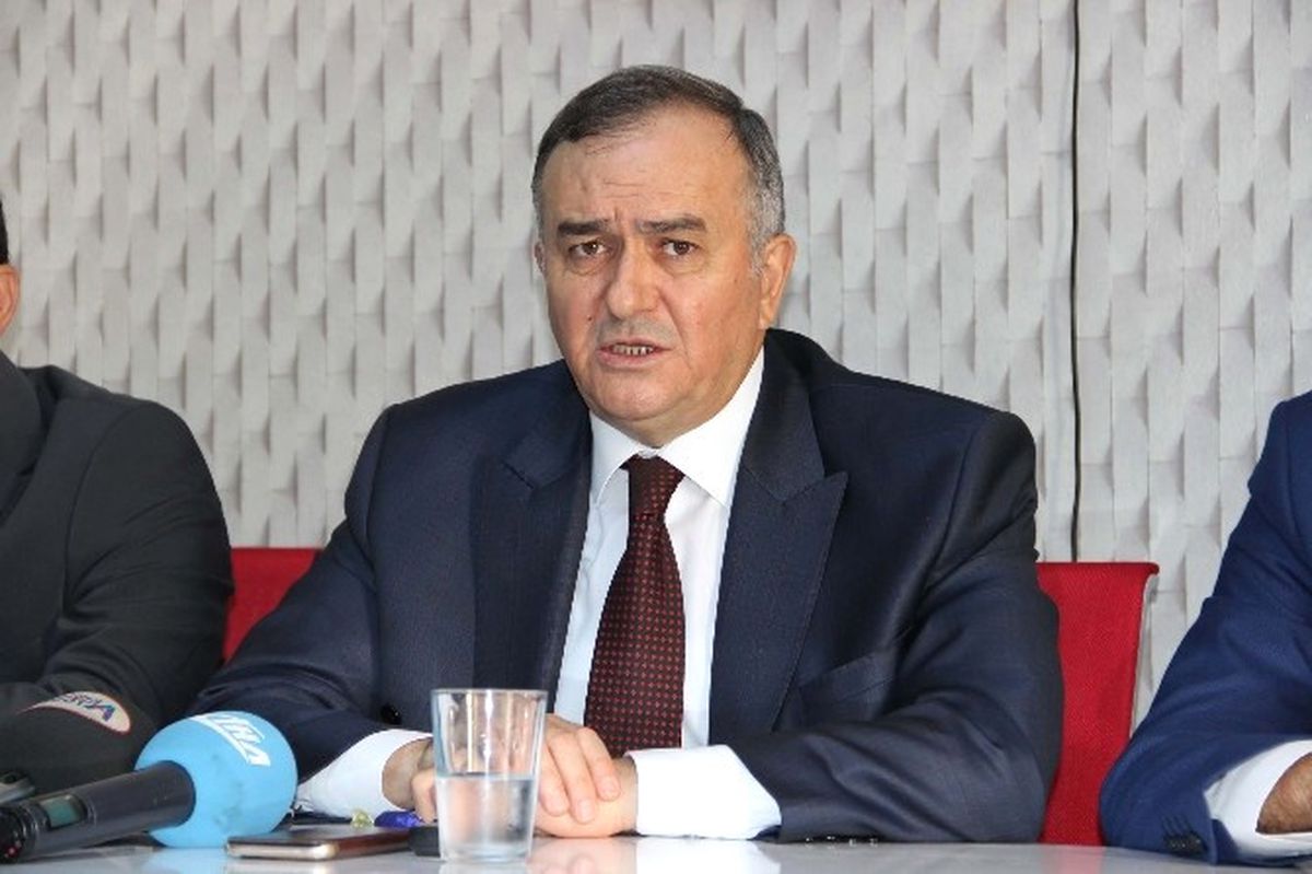 MHP\'li Akçay\'dan \'Kürtçe Tabela\' Tepkisi