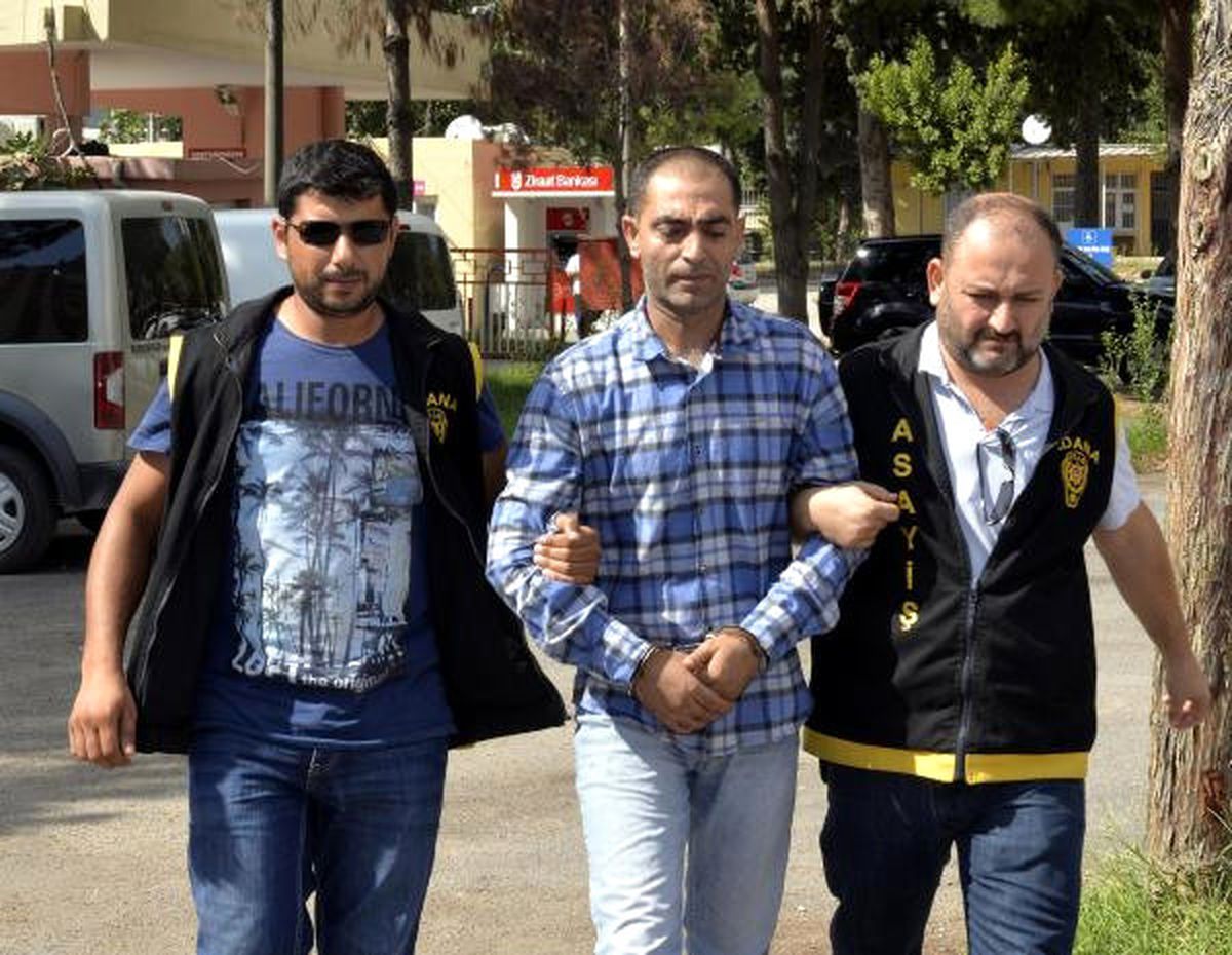 Otomobili Stop Ettiren Kardeşini Öldürdü