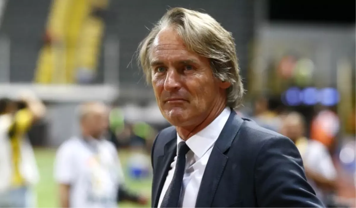 Riekerink\'in Beklediği İki İsim!