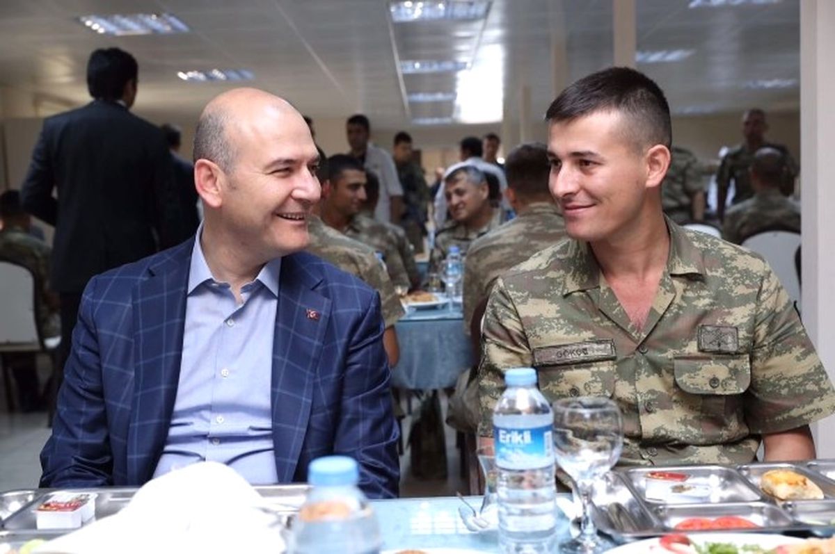 İçişleri Bakanı Süleyman Soylu, Van\'da Güvenlik Güçleri ile Bayramlaşması