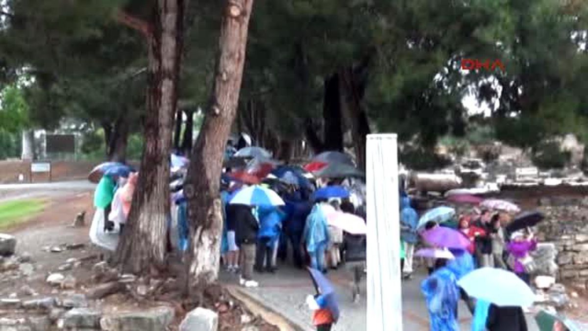 İzmir Turizmdeki Durgunluk Efes Antik Kenti\'ni de Etkiledi
