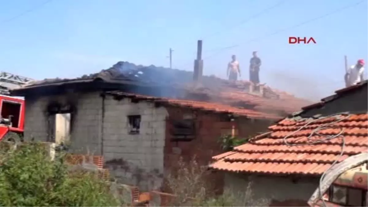 Keşan Ev Yandı, Kiracı ve Ev Sahibinin Yakınları Birbirine Girdi