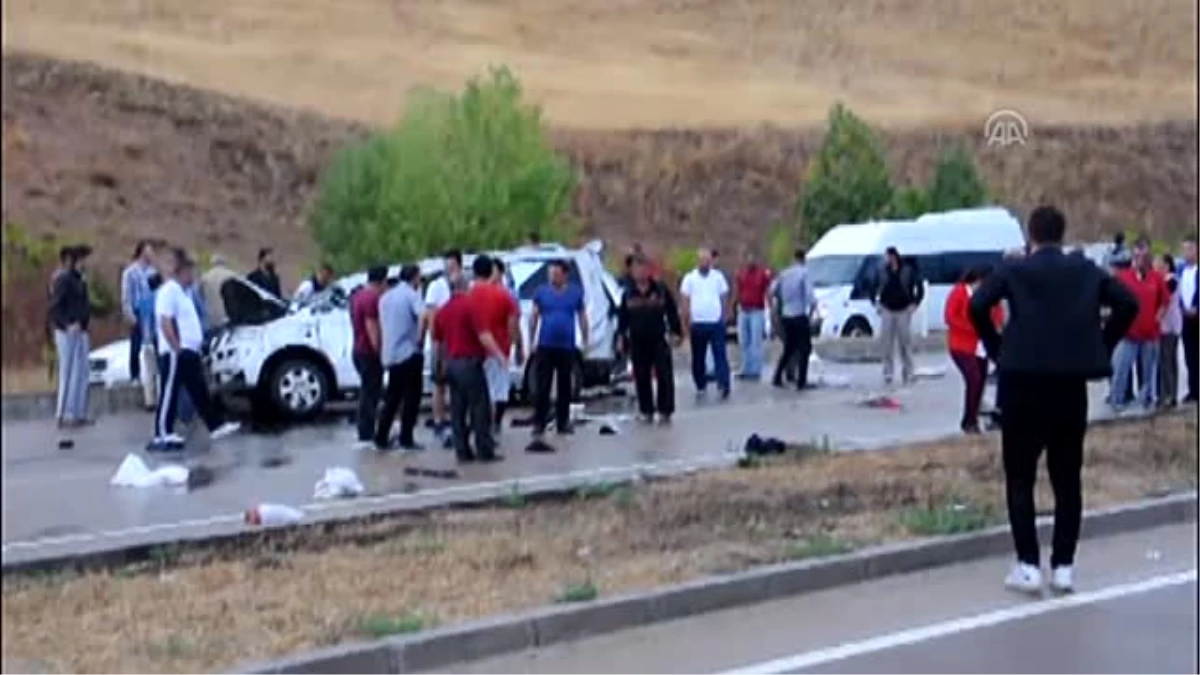 Keskin\'de Trafik Kazası: 2 Ölü, 5 Yaralı