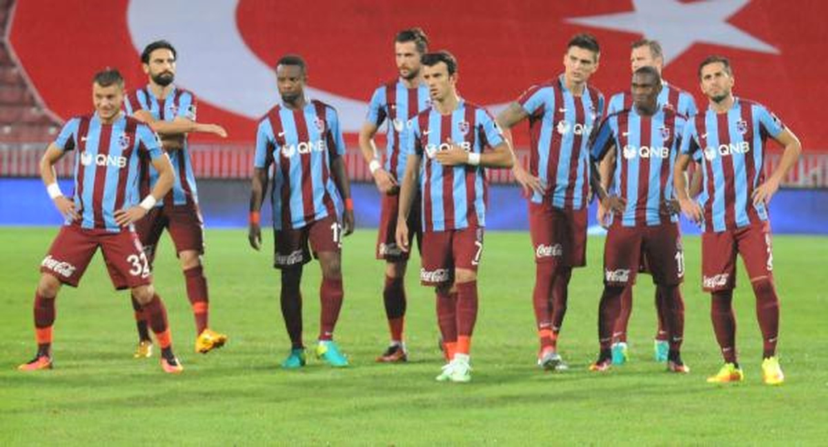 Trabzonspor\'da 3 Maçta 17 Futbolcu Oynadı
