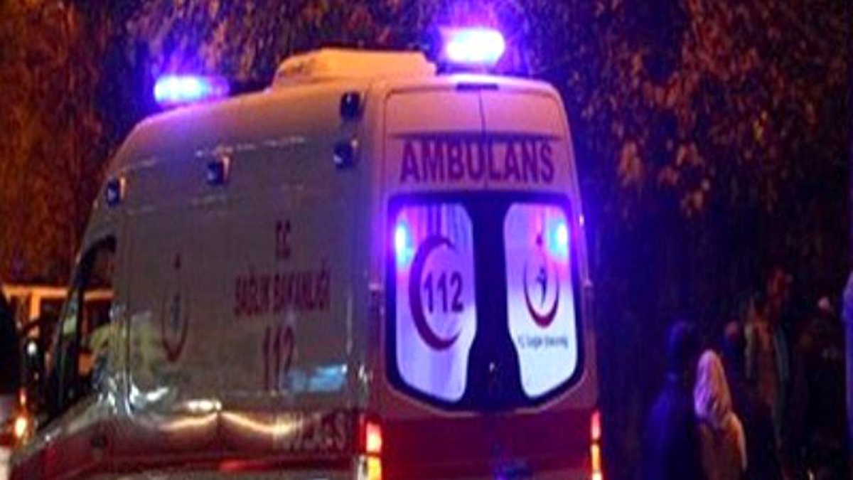 Diyarbakır\'da İki Aile Arasında Kavga: 1\'i Çocuk, 3 Yaralı