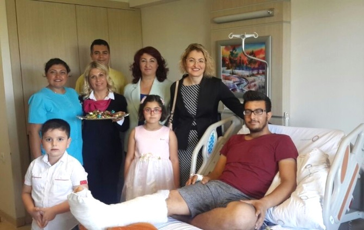 Esogü Hastane Yönetimi Hasta ve Çalışanların Bayramını Kutladı