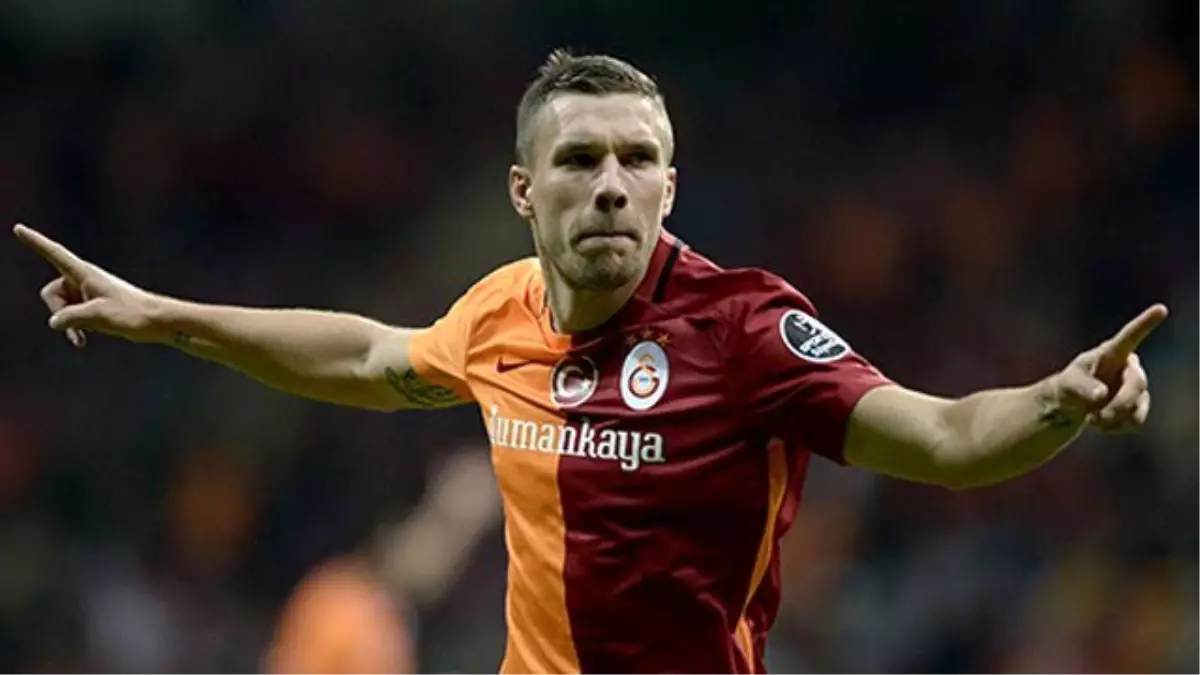 Galatasaray\'da Podolski\'nin Durumu Belirsizliğini Koruyor