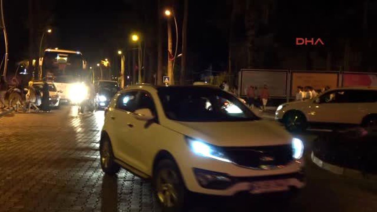 Marmaris Tatilcilerin Dönüşü Başladı
