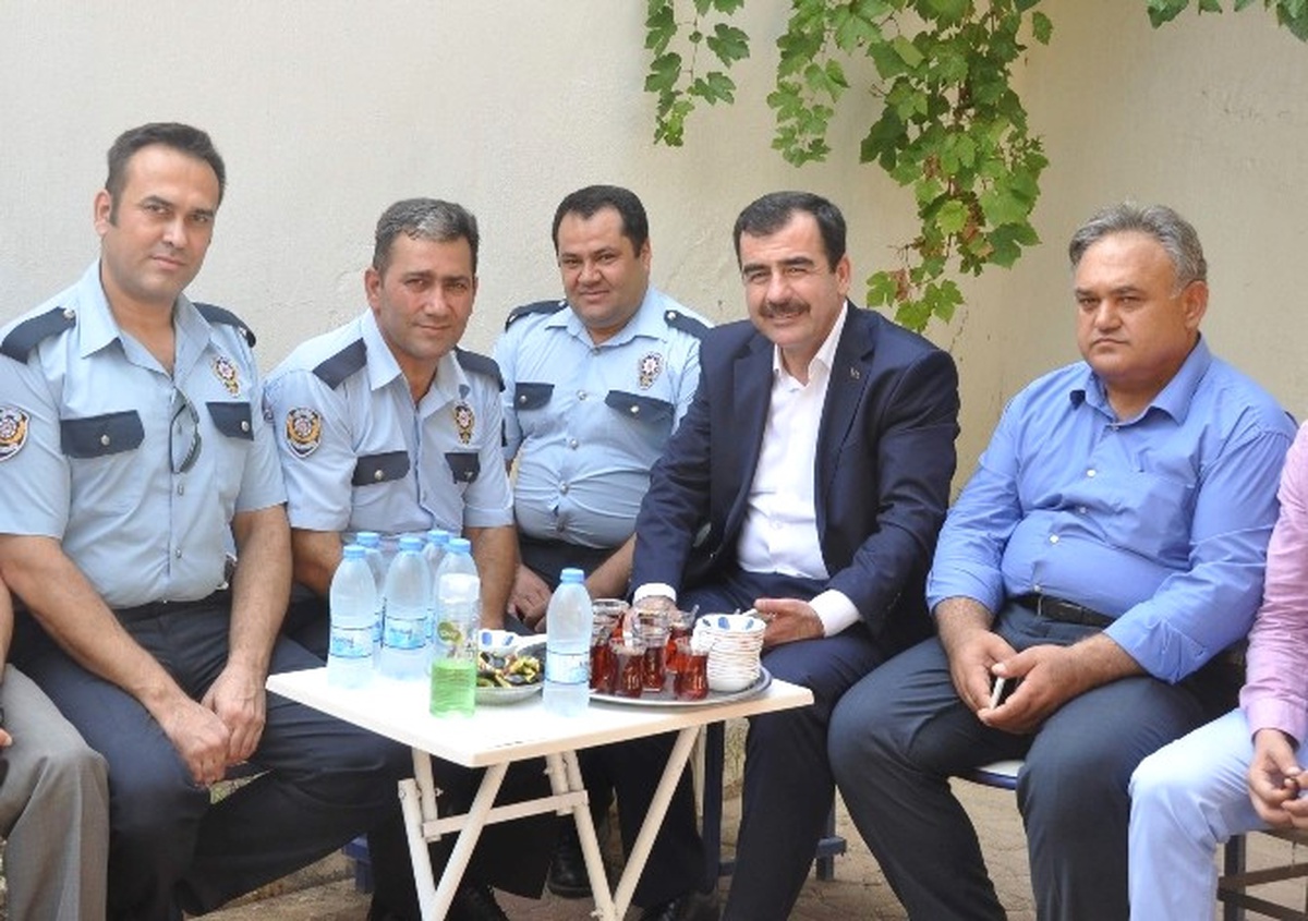 Mehmet Erdem, Emniyet Mensuplarını Bayramda Unutmadı