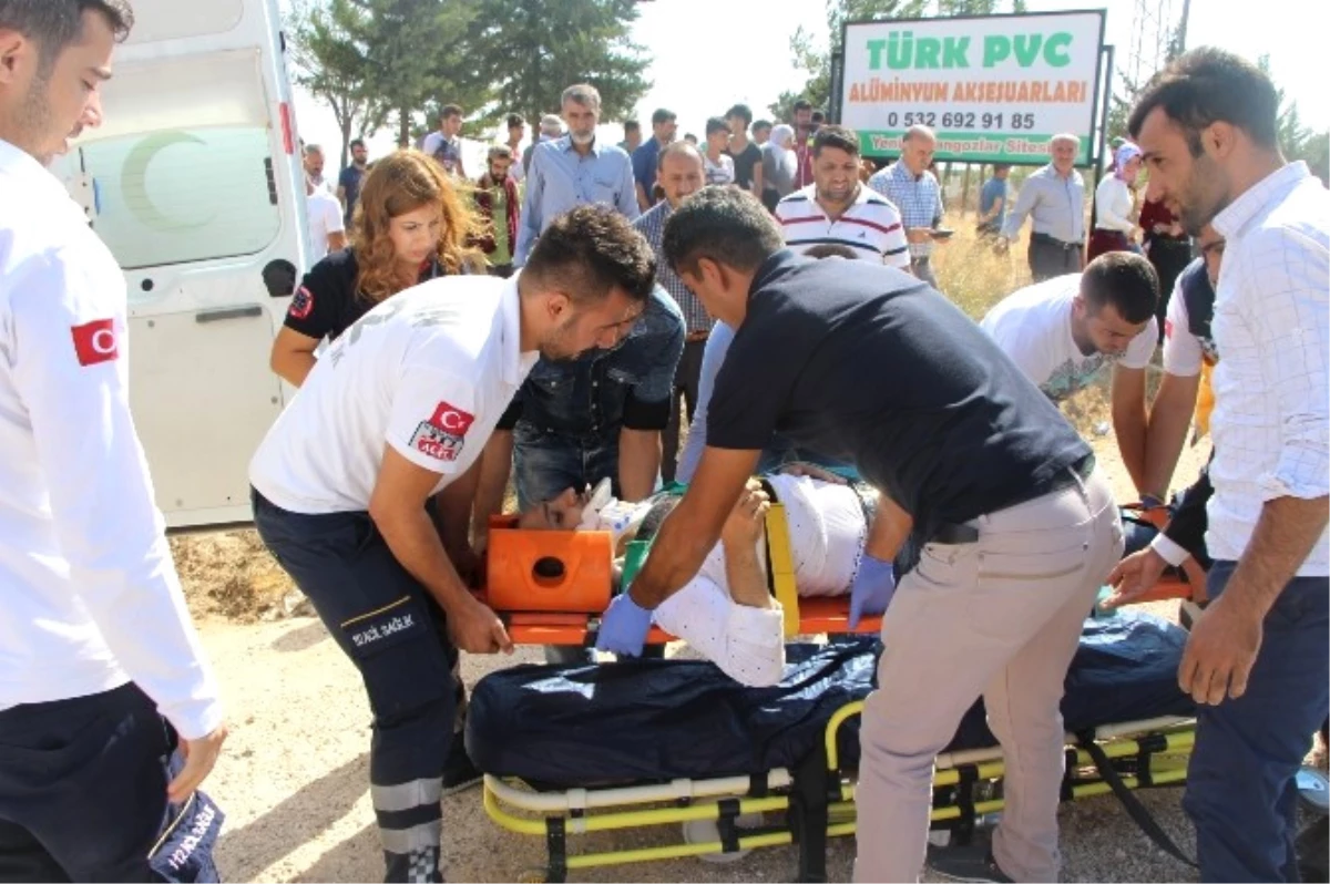 Adıyaman\'da İki Trafik Kazası: 1 Ölü, 5 Yaralı