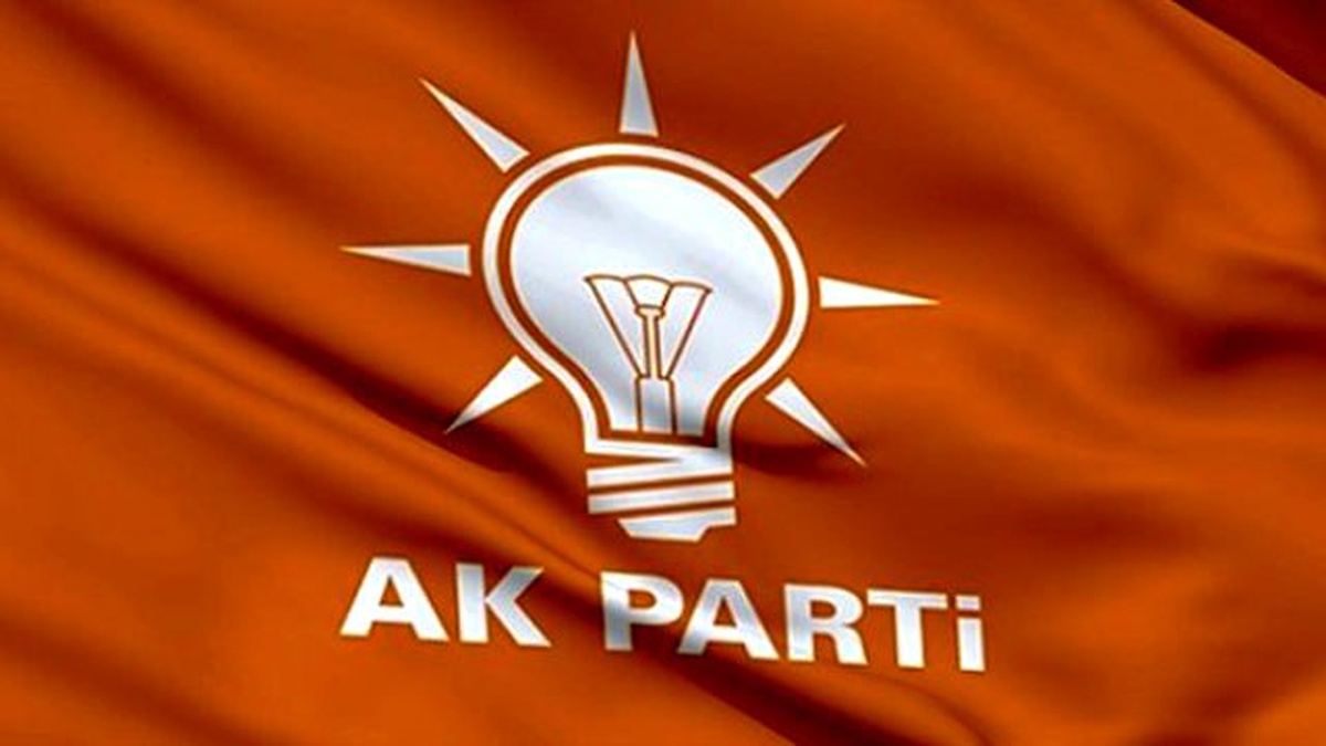 AK Parti il yöneticilerine FETÖ\'den ihraç