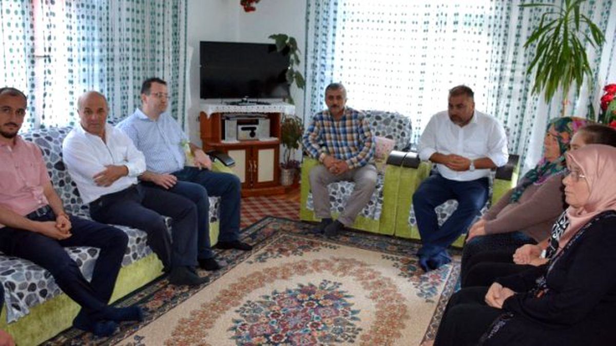 Başkan Erener\'den Şehit Ailesine Ziyaret