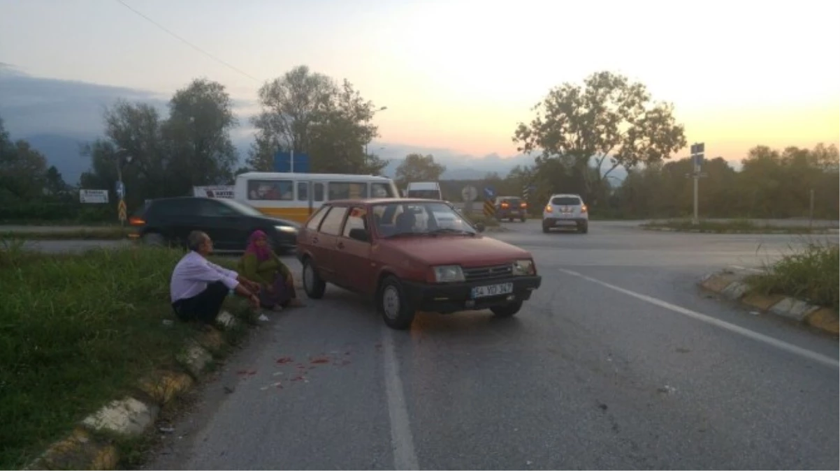 Batakköy Kavşağında Kaza: 2 Yaralı