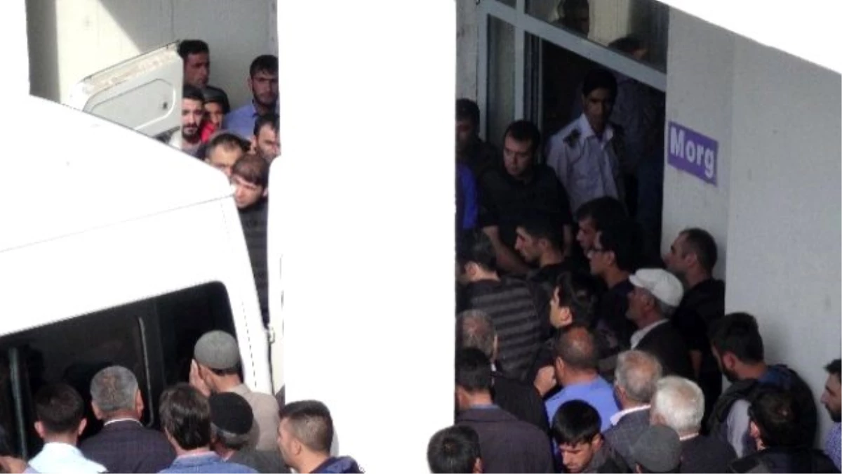 Tendürek Şehitlerinin Cenazeleri Otopsi İçin Erzurum\'a Getirildi