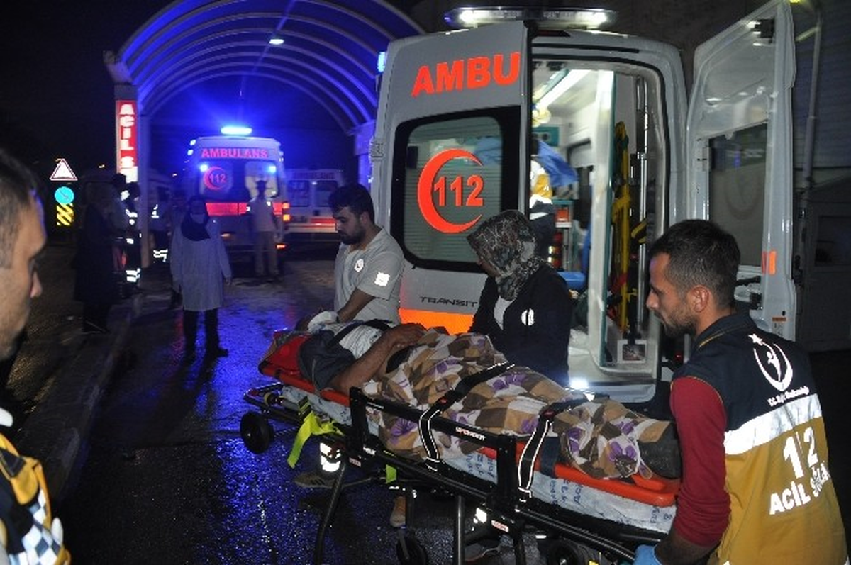 Yeni Nişanlı Çifti Ölüm Ayırdı