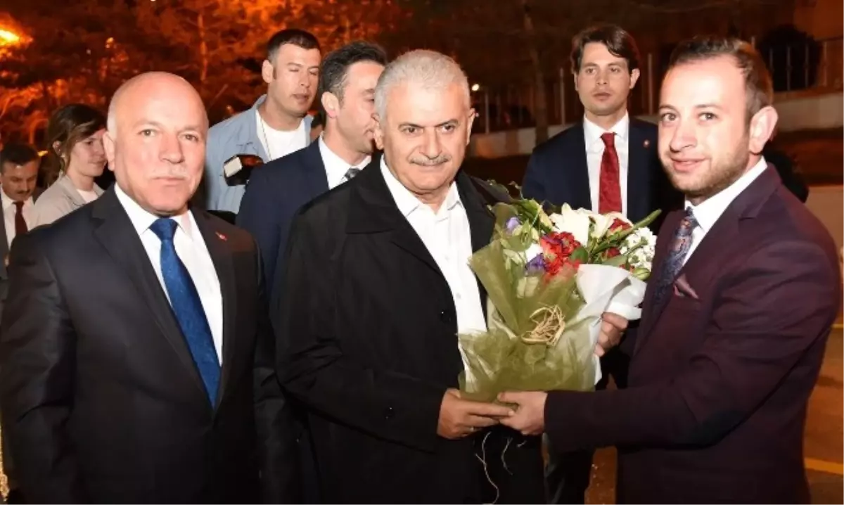 Başbakan Binali Yıldırım\'dan Büyükşehir\'in Yatırımlarına Tam Not