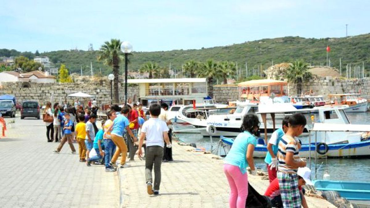 Bodrum\'da Kıyı ve Deniz Temizliği