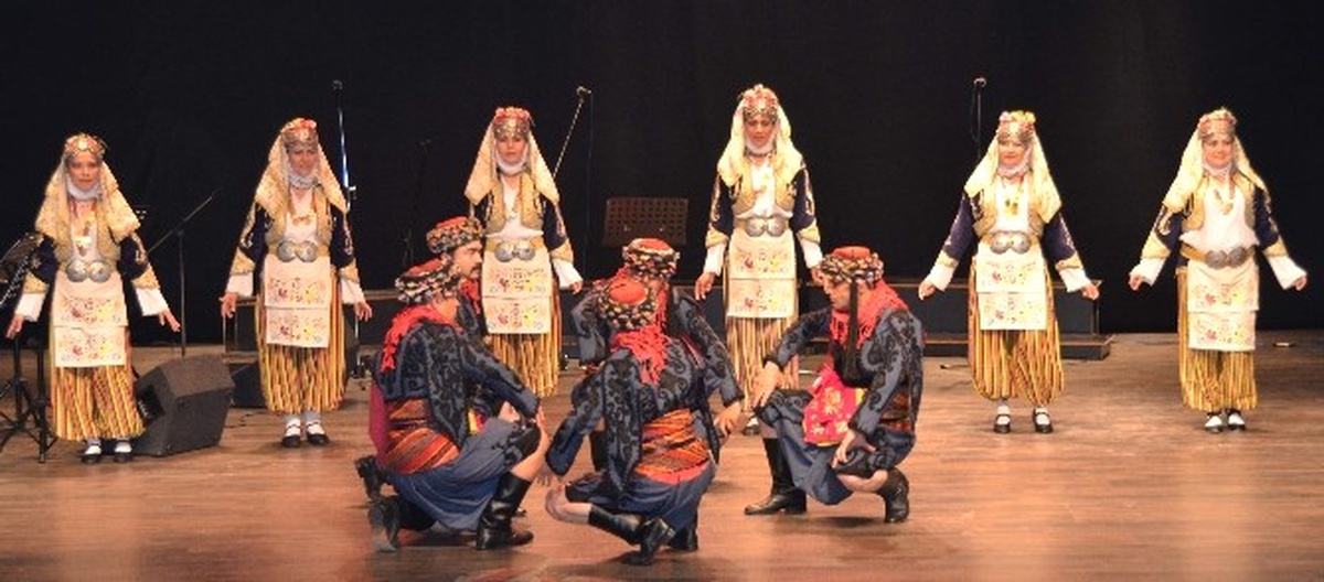 Eczacıların Geleneksel Halk Oyunları Kursu Başlıyor