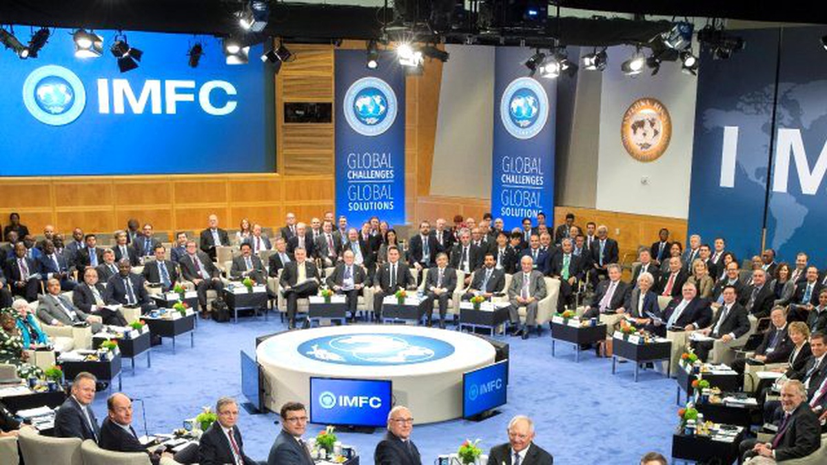 IMF\'in Ukrayna Tahminleri: "Ekonomi Büyüyecek, Enflasyon Azalacak"