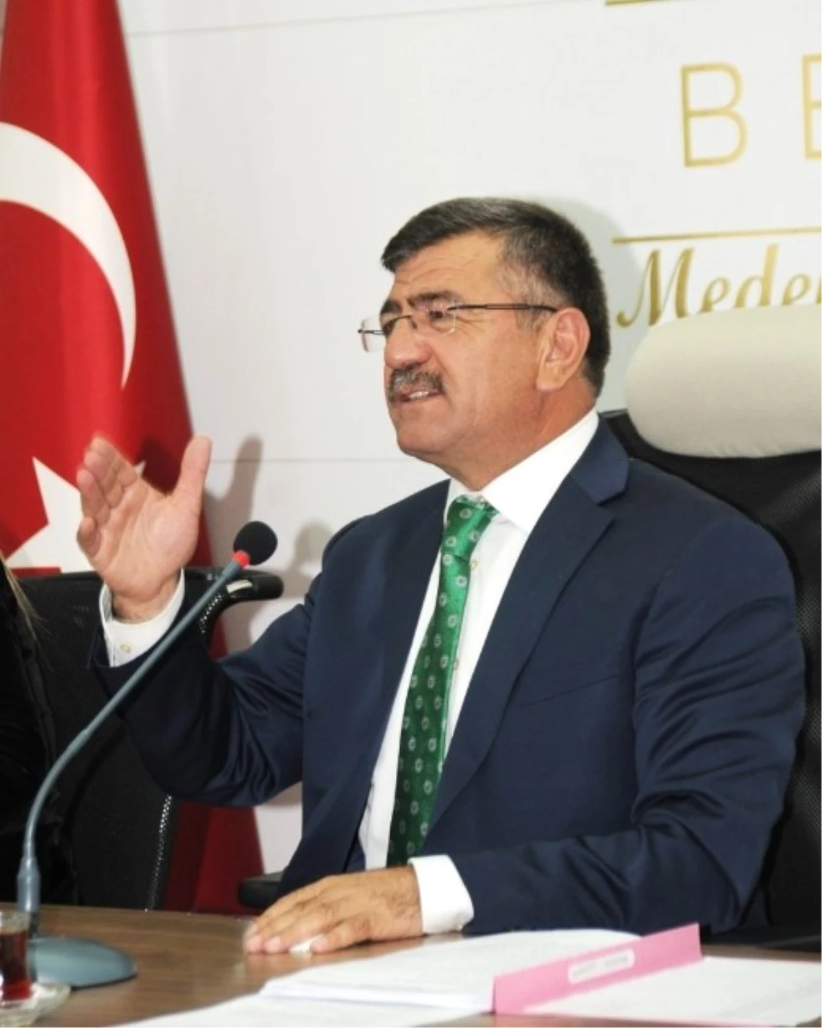 Niğde Belediye Başkanı Farukakdoğan;