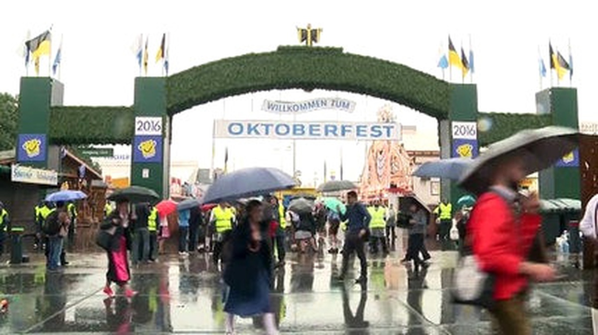 Oktoberfest Yoğun Güvenlik Önlemleri Altında Başladı