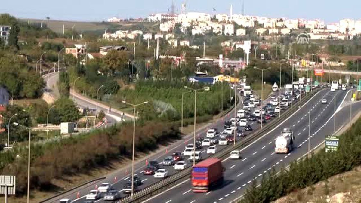 Tatilciler Dönüş Yolunda