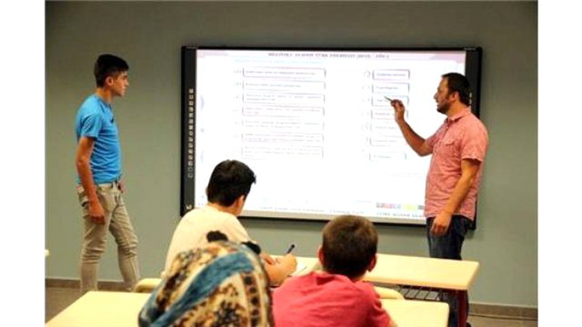 Akademi Lise\'ye Kayıt İçin Son Gün 22 Eylül