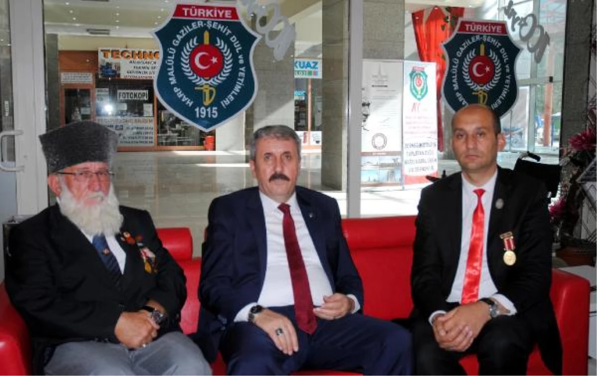 Destici: Buraları PKK\'nın Atadığı Komiserler Yönetiyor