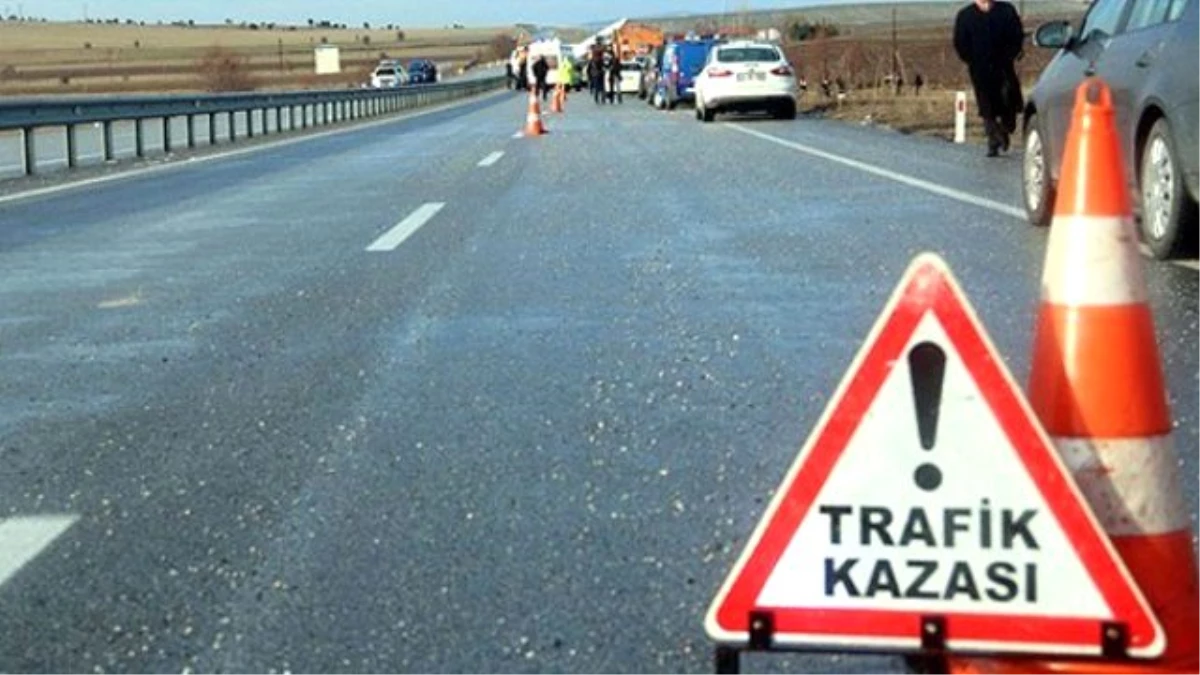 Erzurum\'da Trafik Kazası: 1 Ölü 5 Yaralı