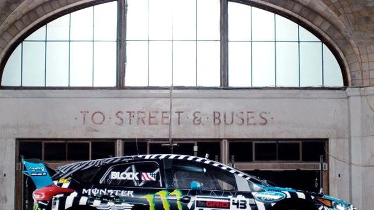 Ken Block Yine Yıktı Geçti