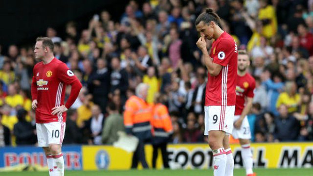 Manchester United Şok Etti