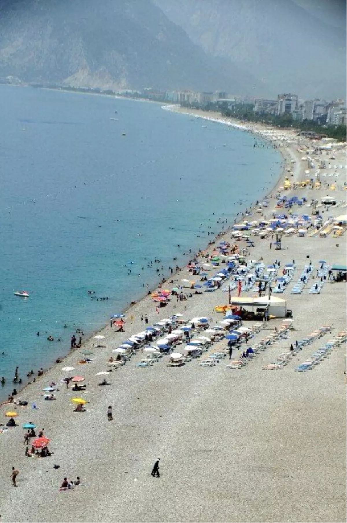 Antalya\'da Sıcak Hava