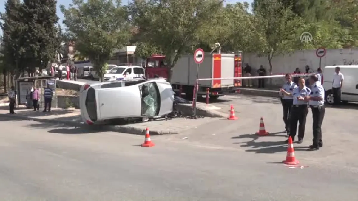 Trafik Kazası: 1 Ölü, 4 Yaralı