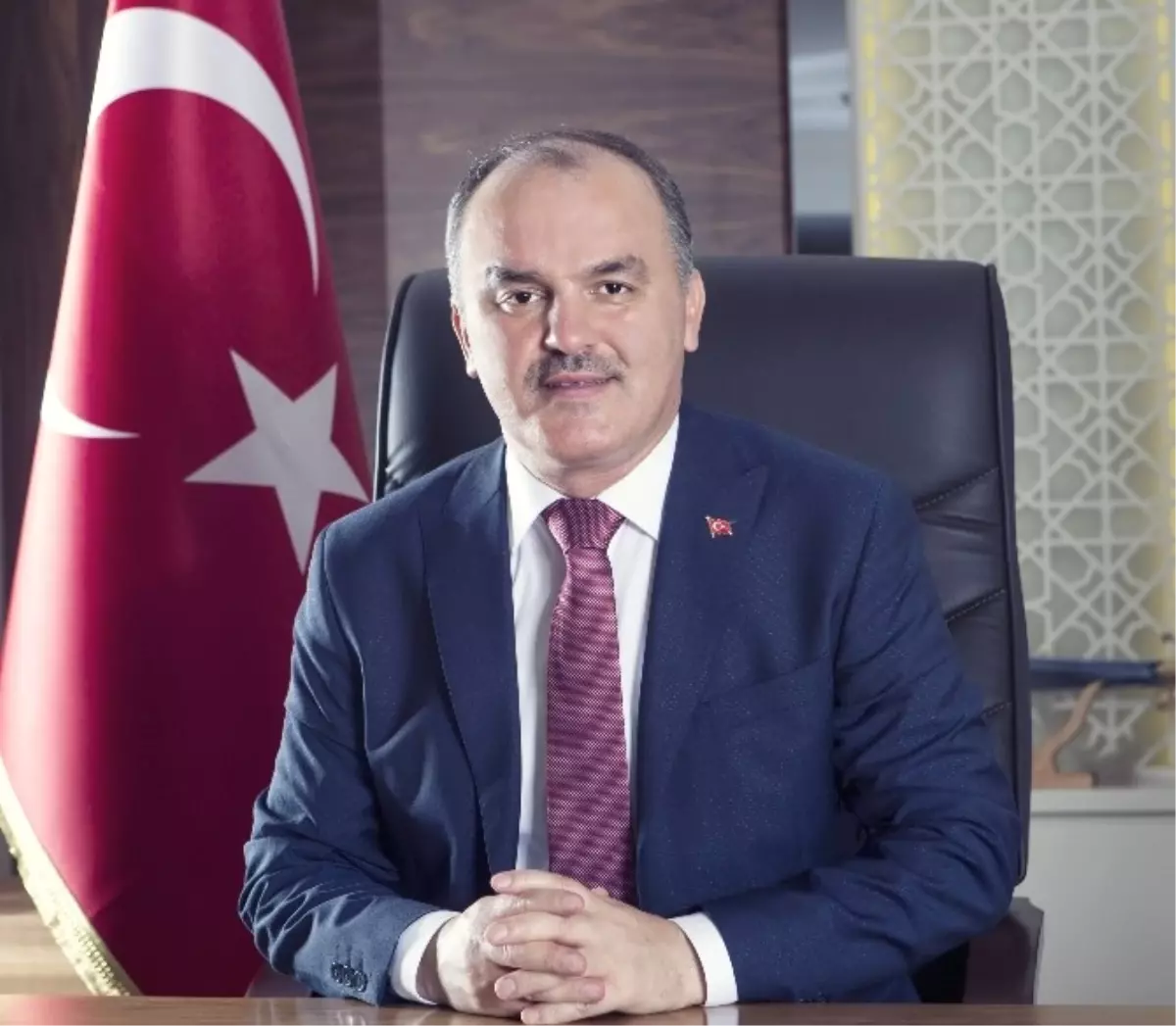 Başkan Gürlesin: "Eğitime Desteğimiz Sürecek"