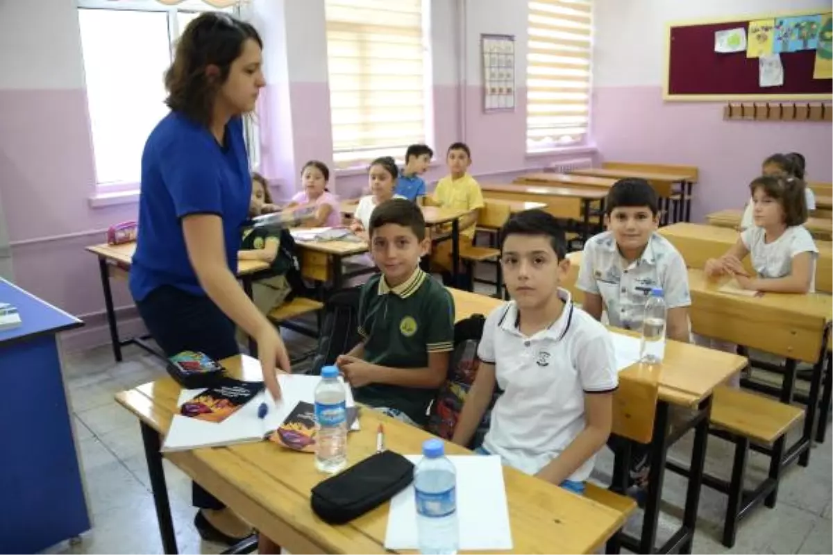 Diyarbakır\'da da İlk Ders: 15 Temmuz Darbe Girişimi